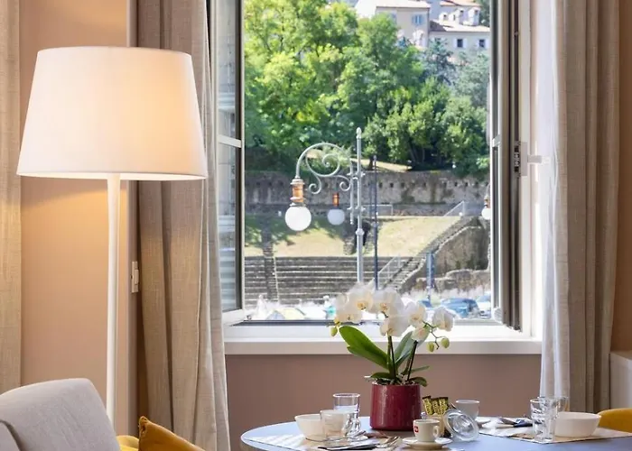 Teatro Exclusive Apartment *